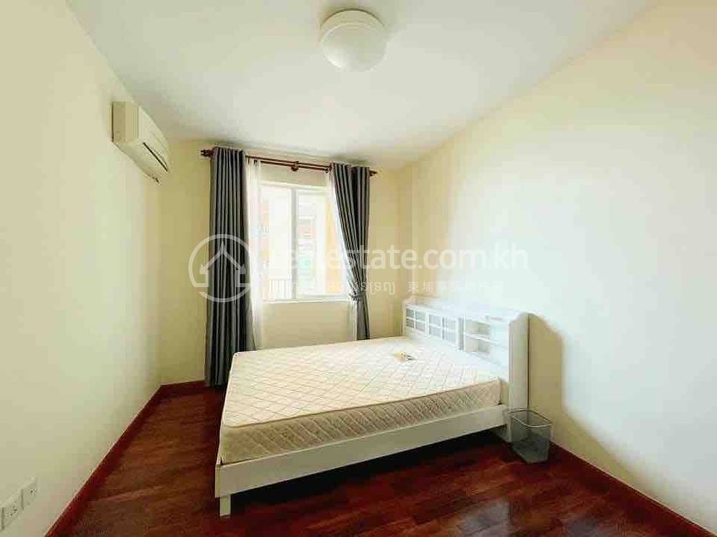 Chamkarmon Apartment For Rent in Chamkarmon
