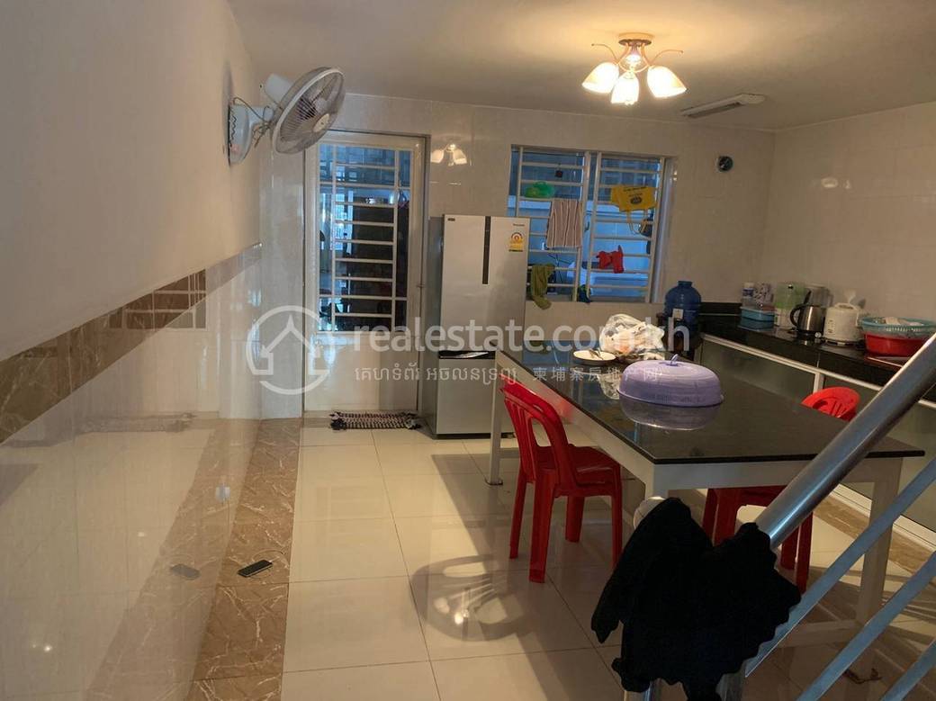 House and lot Na prodej in Dangkao $81,000