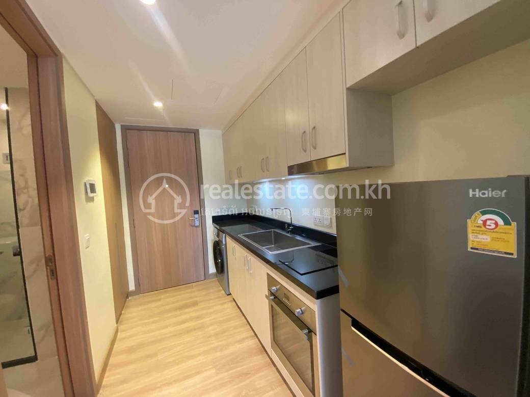 $600 Condo