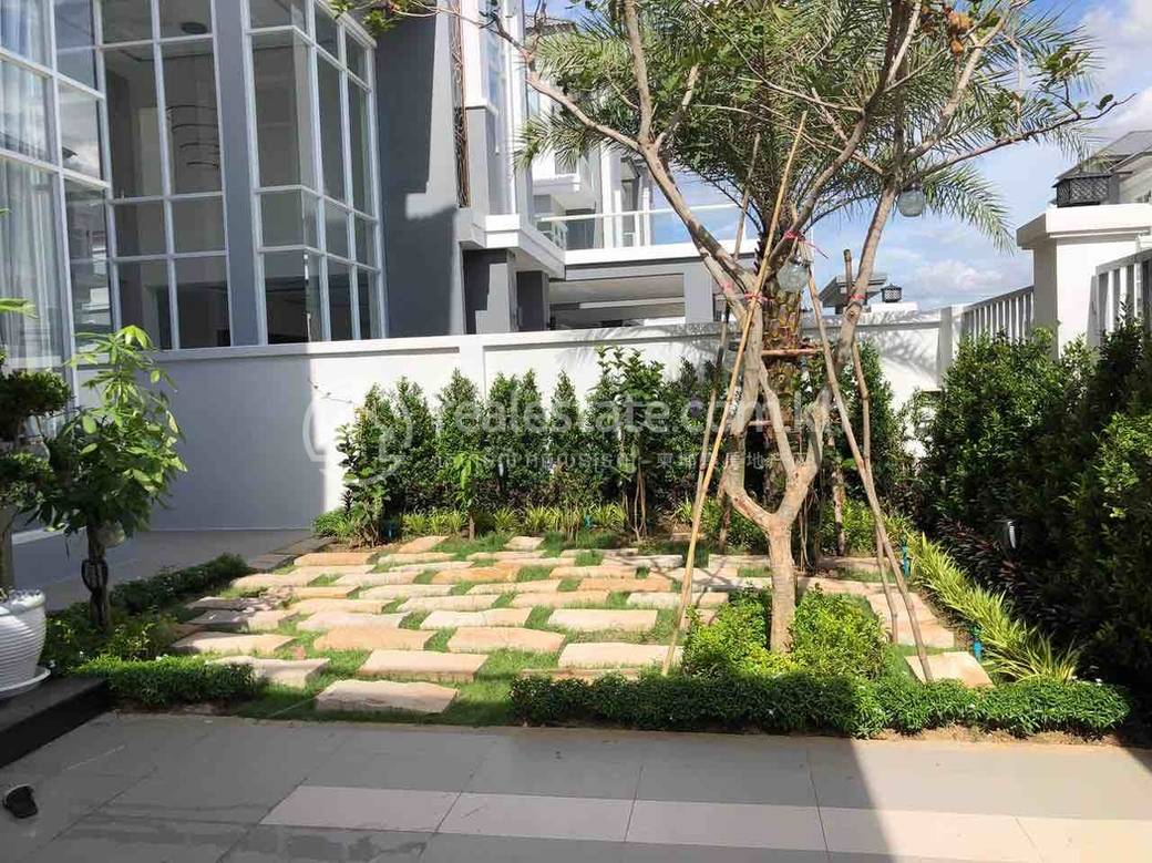 Krang Thnong Villa For Sale in Krang Thnong