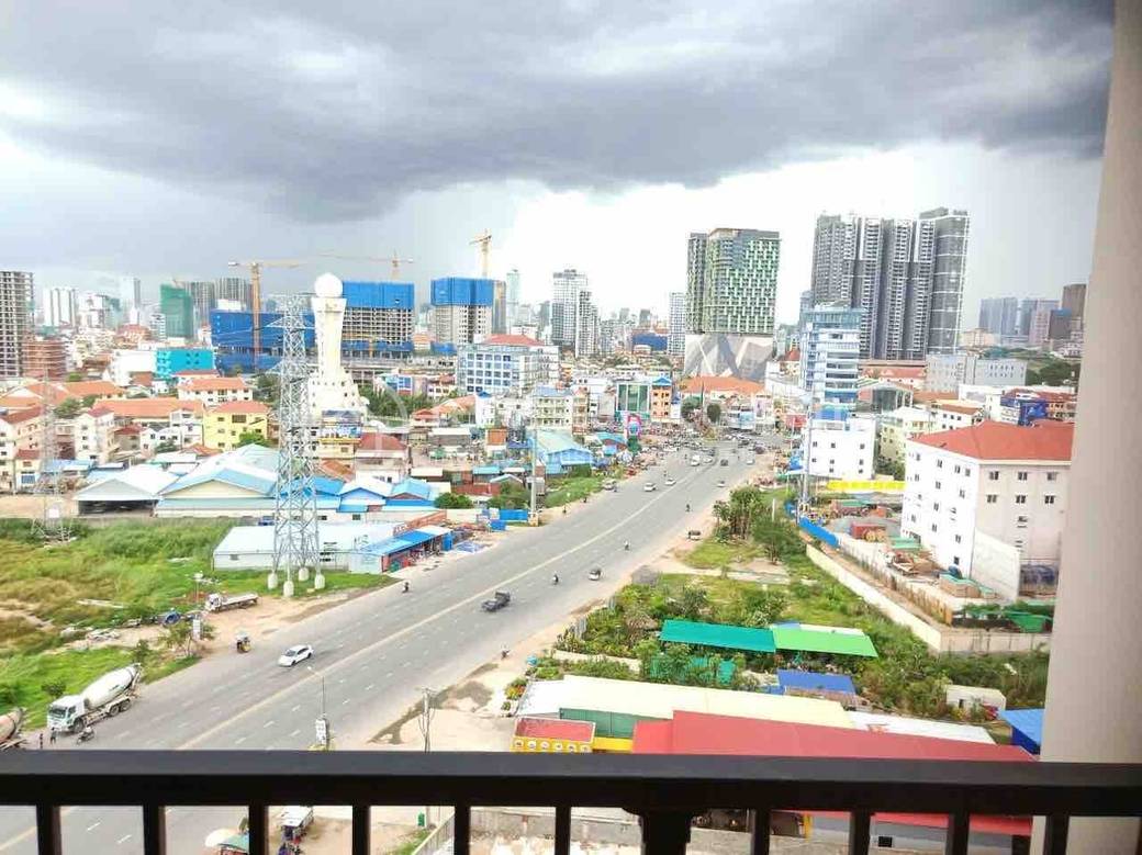 $550 Condo