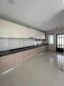 Nirouth, Chbar Ampov, Phnom Penh