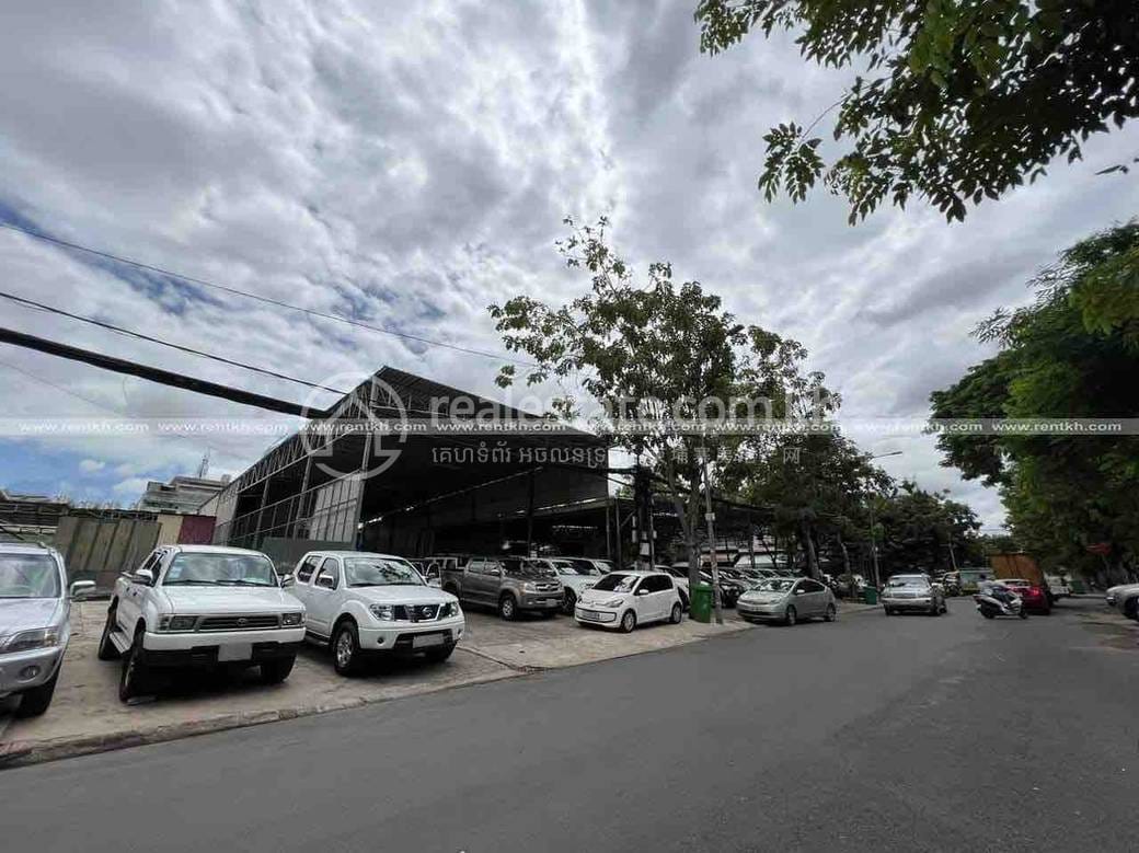 Lot For Rent in Daun Penh $3,000