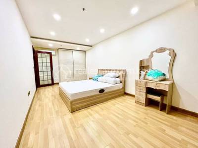  , Ou Ruessei 1, 7 Makara, Phnom Penh