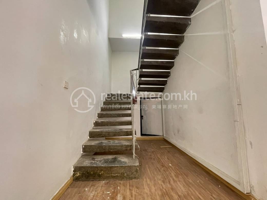 Вилла Для Аренды in Boeng Keng Kang $8,000