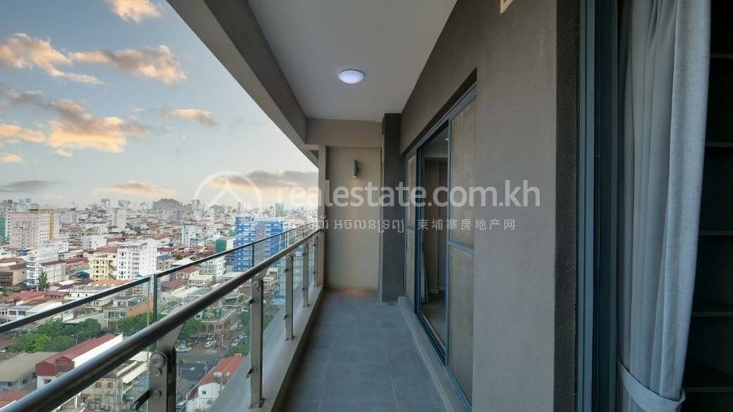 TK Royal One Service Condominium | $1,450 Condo