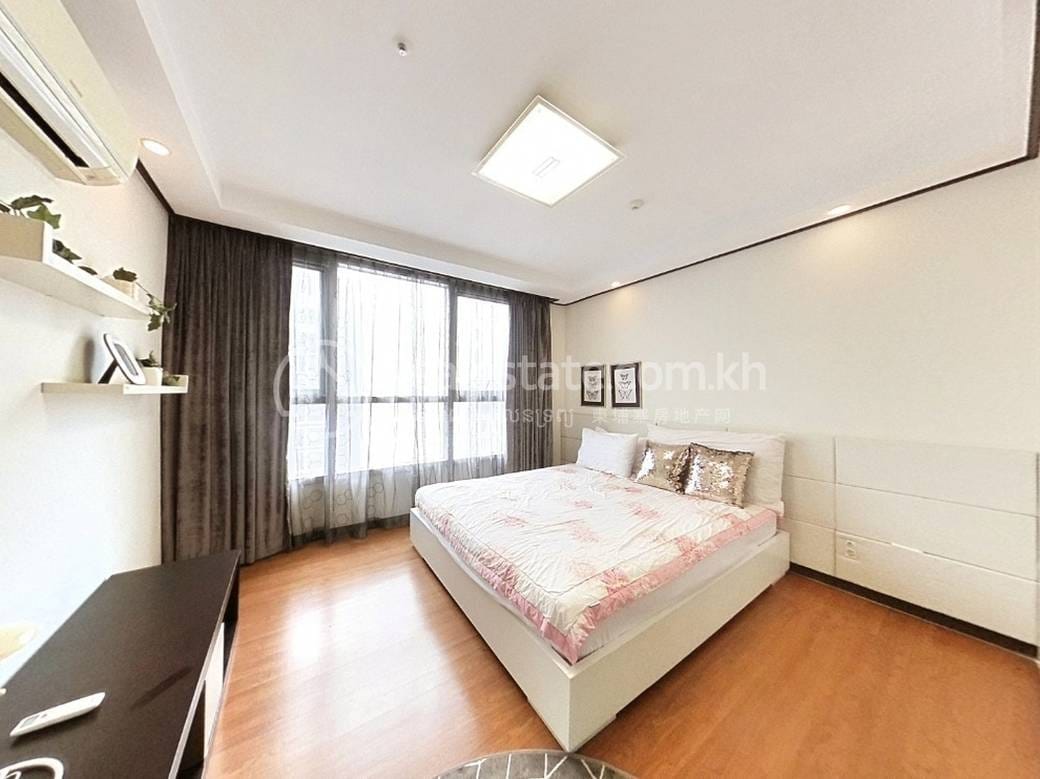 De Castle Royal Condominium | Serviced Apartment For Rent in Boeng Keng Kang $2,500