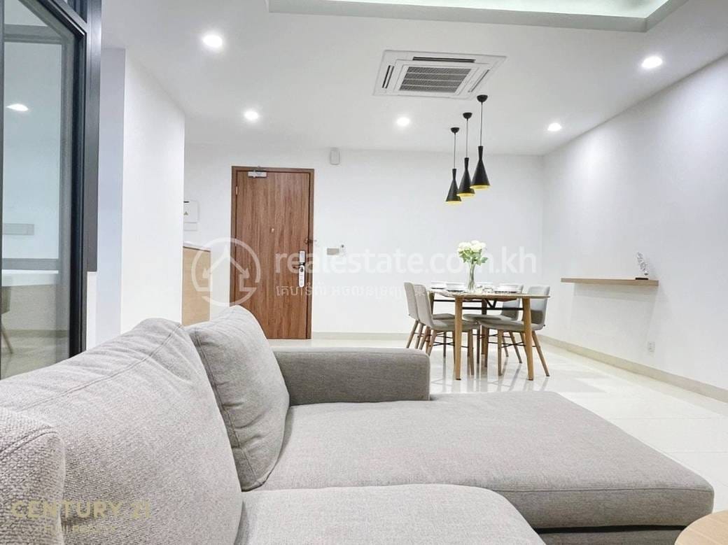Chamkarmon套房出租，价格$1,850