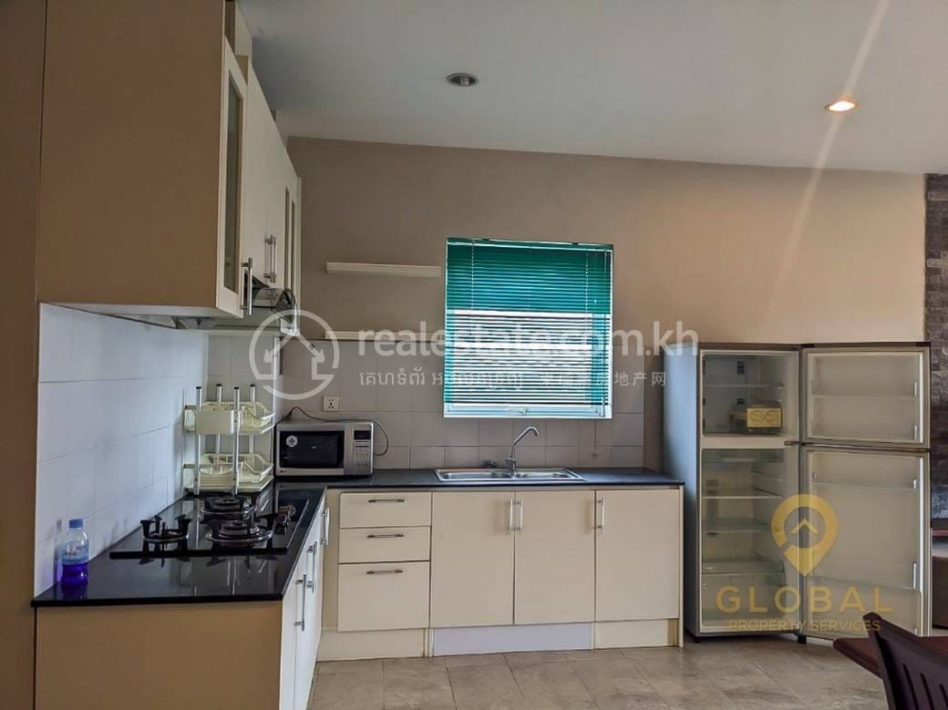 Apartment For Rent with 1 Parking Space