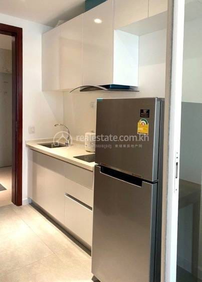 The Penthouse Residence | Condo Na prodej in Chamkarmon $143,752