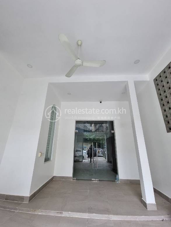 Chamkarmon House and lot For Rent in Chamkarmon