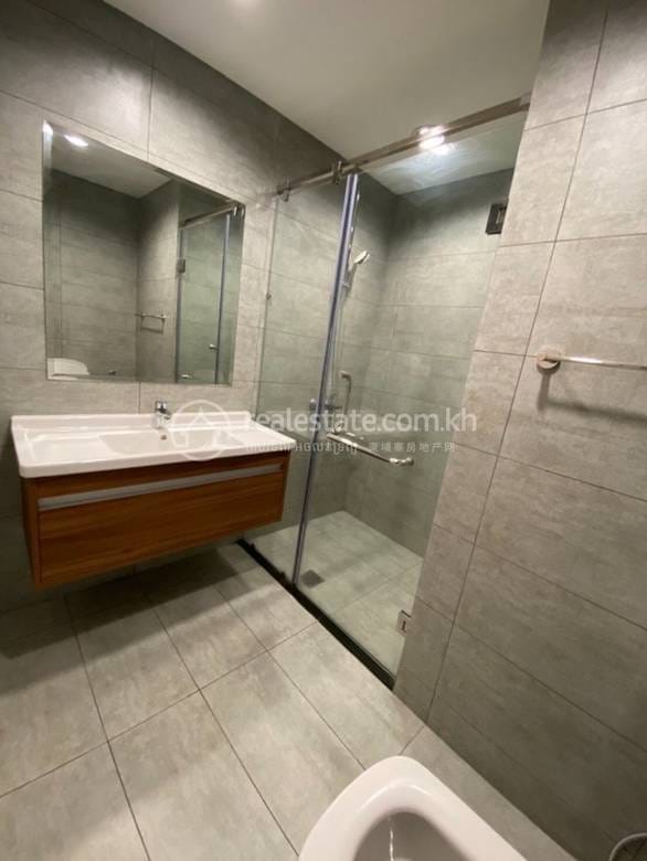 TK Royal One Service Condominium | អាផាតមិនមានសេវាកម្ម គ្រឿងសង្ហារិម សំរាប់ជួល