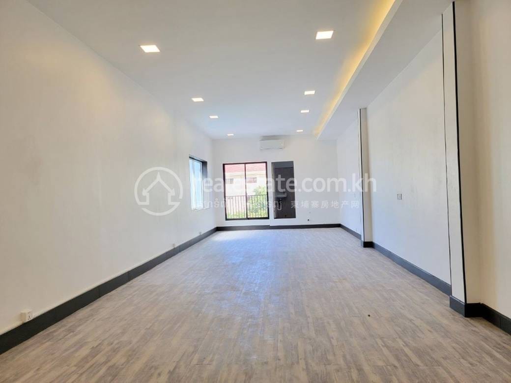 Офисы Для Аренды in Daun Penh $7,000