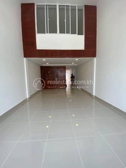 Flat House Na prodej in Dangkao $85,000