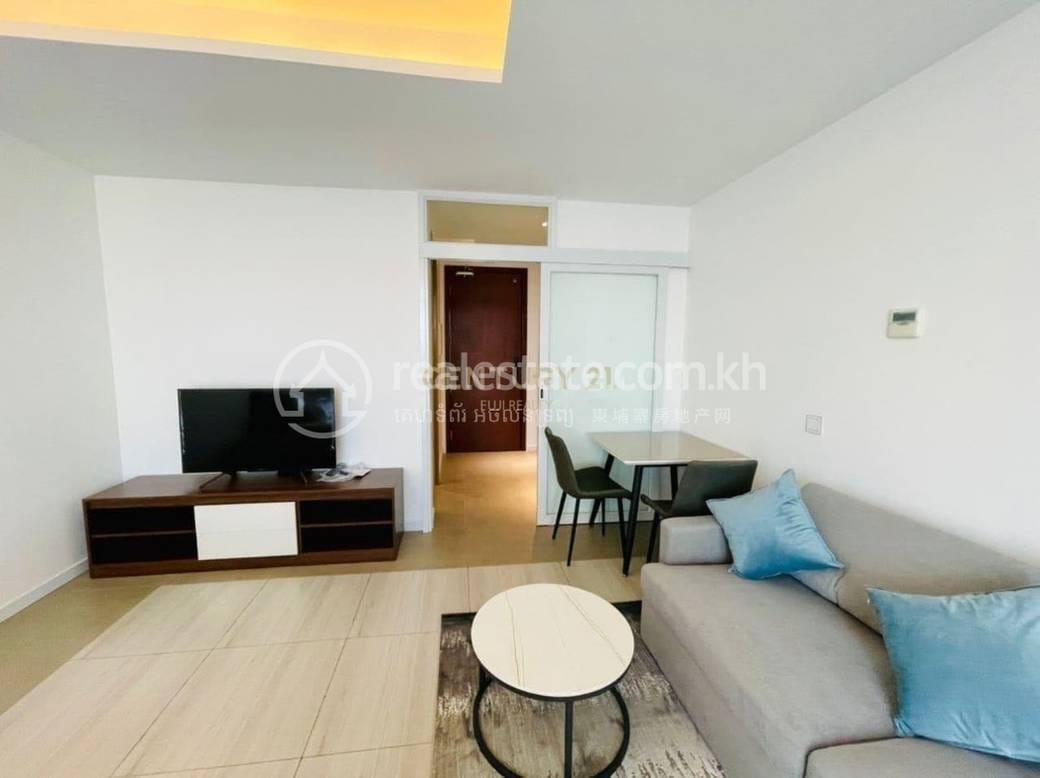 Condo For Rent with 1 Parking Space