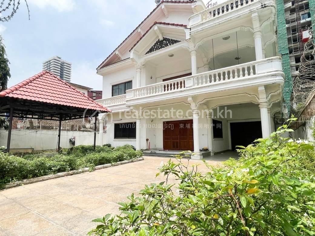 Villa For Rent in BKK 1, Boeng Keng Kang, Phnom Penh