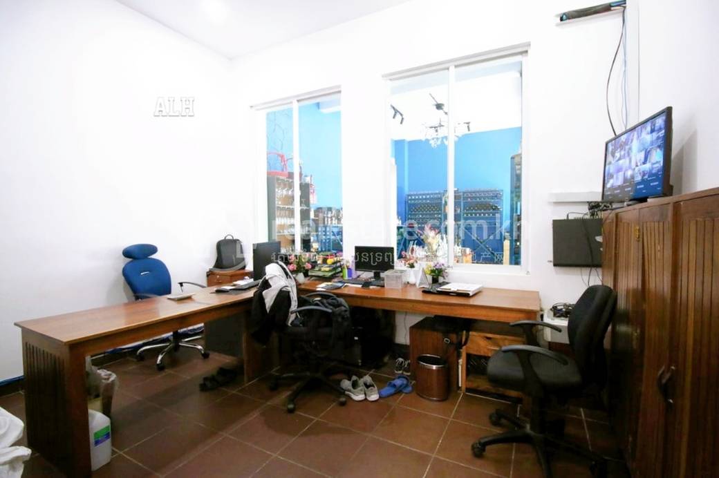 Daun Penh店屋出租，价格$4,800