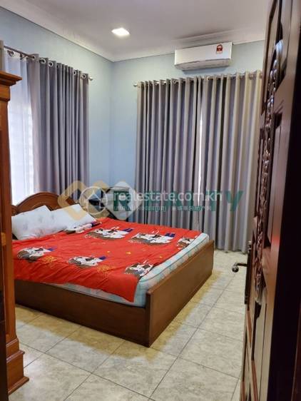 Villa For Rent with 6 Parking Space