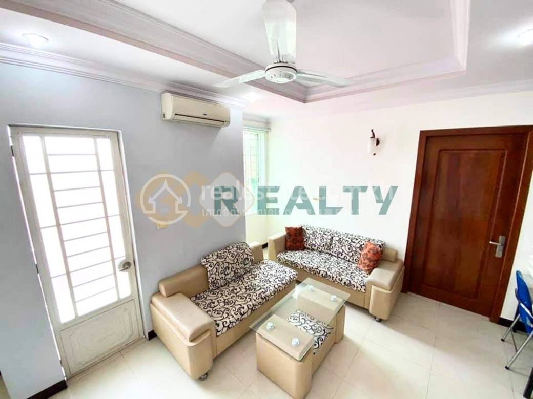 Chamkarmon建筑出租，位于Toul Tum Poung 2Chamkarmon，价格$5,000