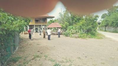 road behind elementary school Please call 077 68 78 46 and 097 995 71 72 on cement, Ampil, Kampong Siem, Kampong Cham