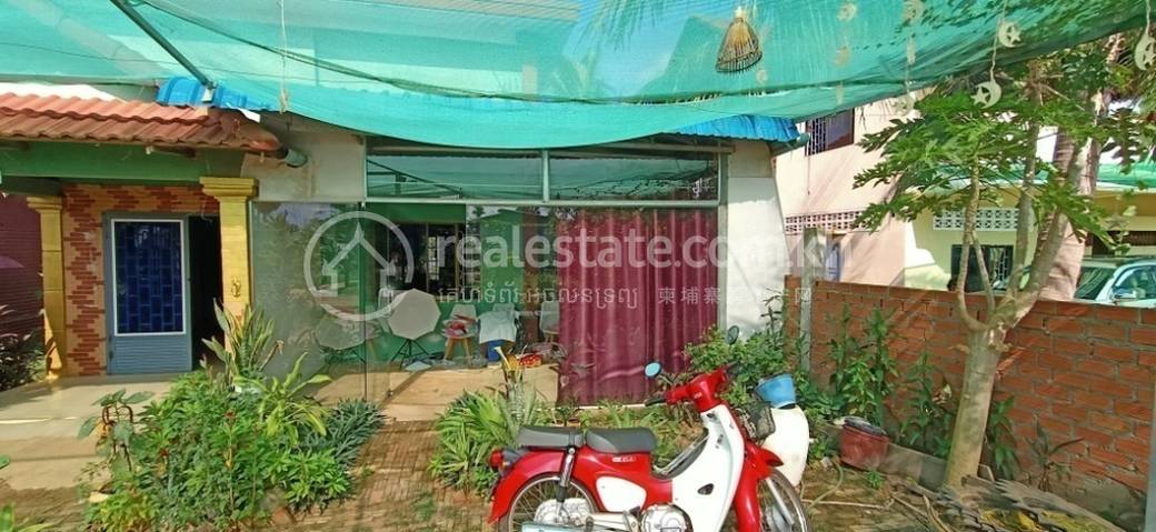 189 sqm Living Size House and lot Для Продажи in Sout Nikom