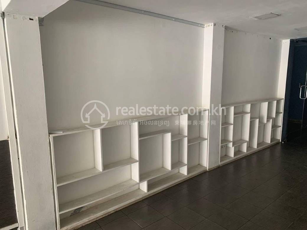 Boeng Keng Kang Shophouse K pronájmu in BKK 1 Boeng Keng Kang $1,000