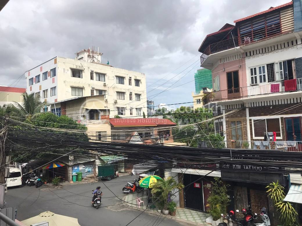 House and lot For Sale in Chakto Mukh, Daun Penh, Phnom Penh