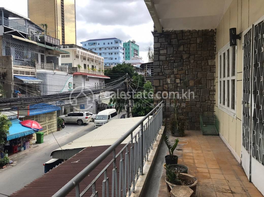 House and lot For Sale in Daun Penh $1,300,000