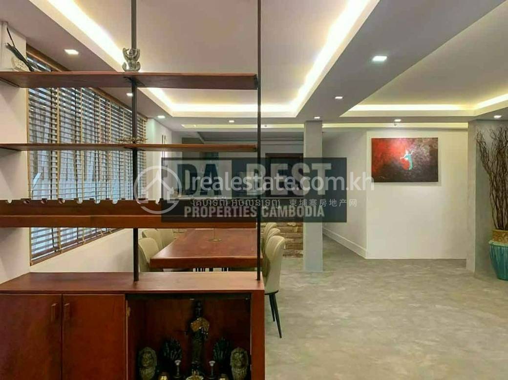อพาร์ทเม้นท์ สำหรับเช่า 3 ห้องนอน ราคา $3,000
