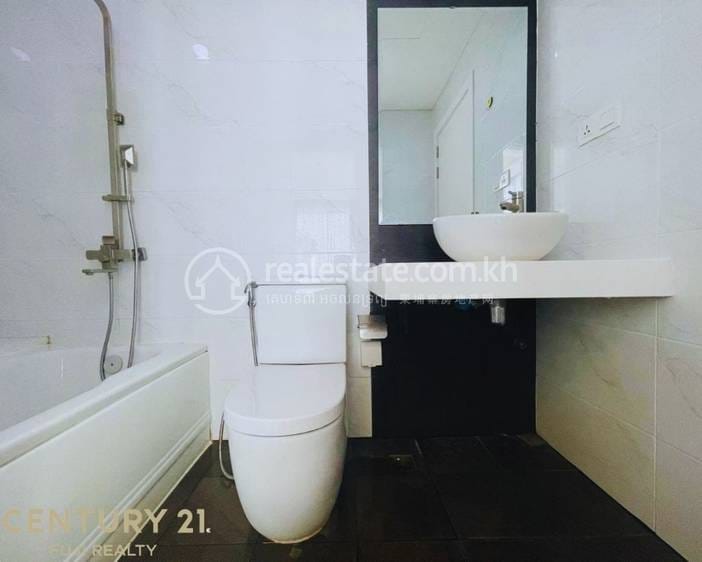 BKK 1 Condo For Rent in BKK 1