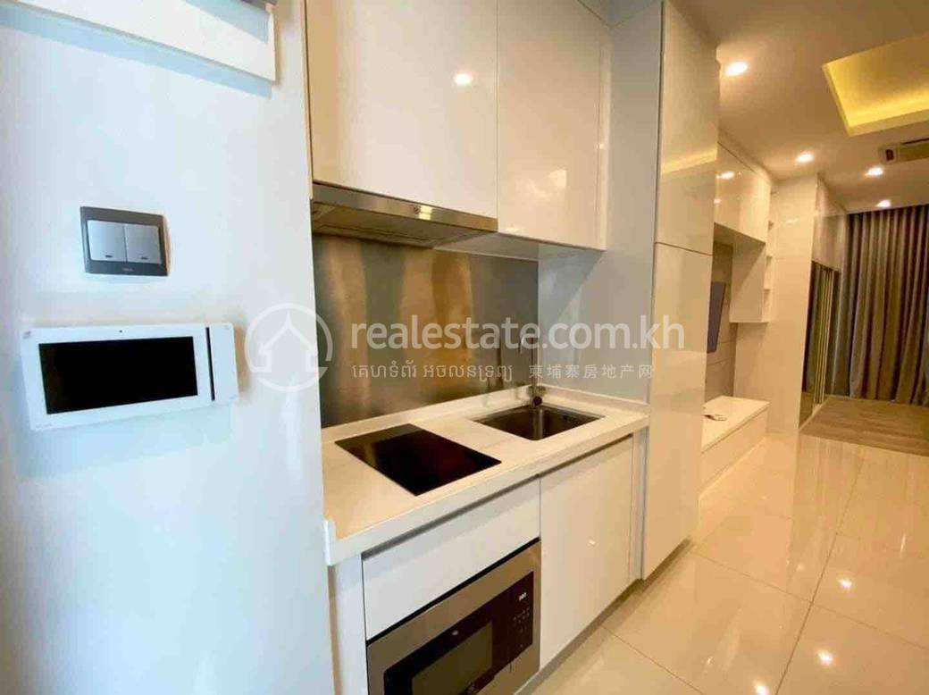 Apartment For Rent in Tonle Bassac, Chamkarmon, Phnom Penh