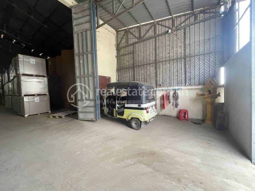 Magazyn For Sale & Rent w Sen Sok $1,123,500