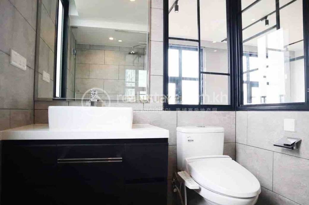 35 sqm Living Size Apartment For Rent in Boeng Keng Kang