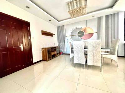 Condo For Rent in Chamkarmon $1,500