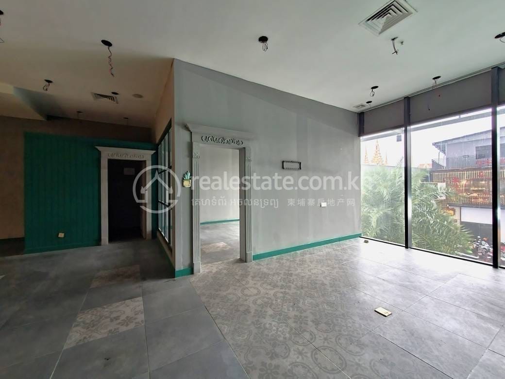 The Bridge | Obchod K pronájmu in Chamkarmon $2,640