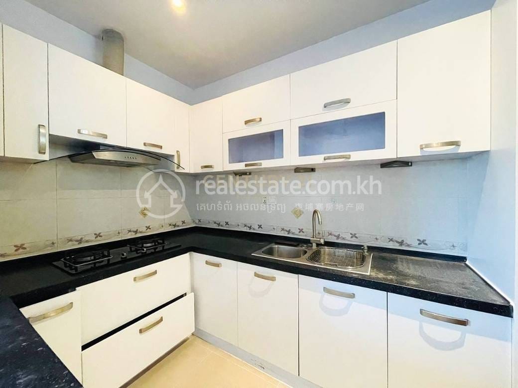 Chamkarmon Apartment For Rent in Chamkarmon