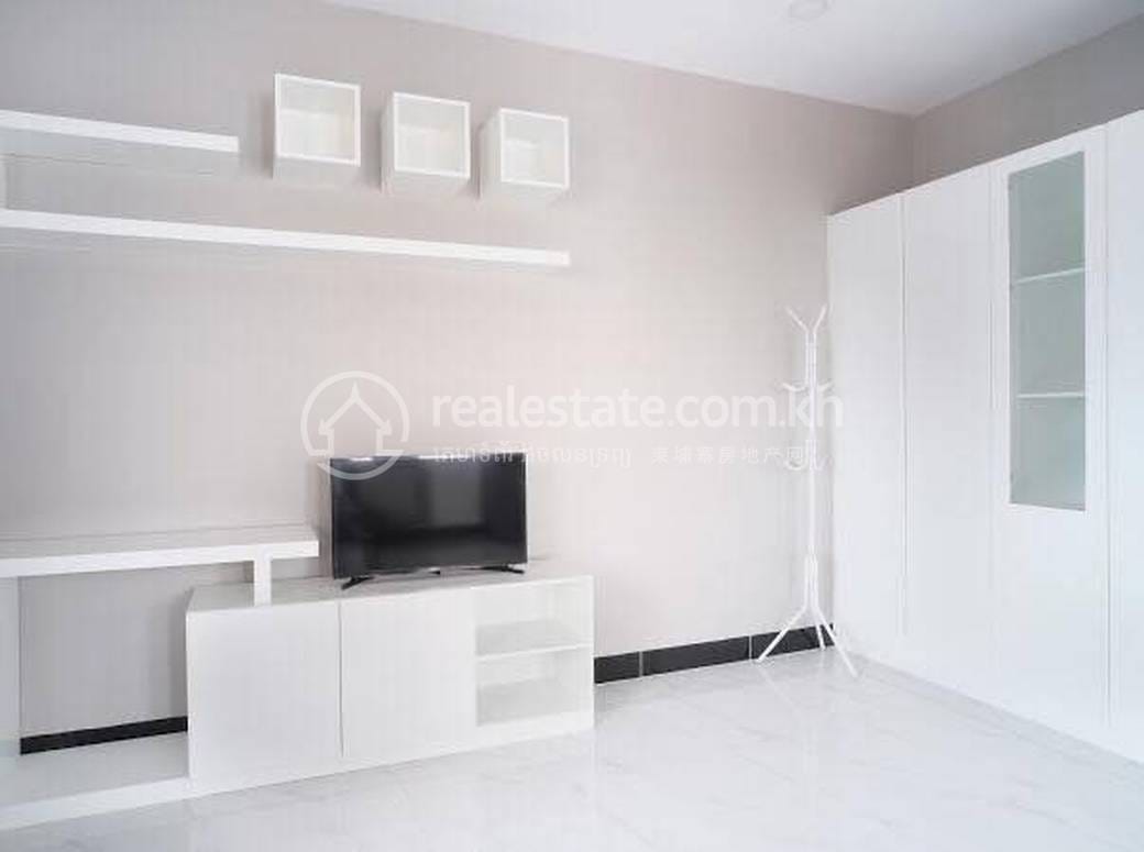 Studio K pronájmu in 7 Makara $360
