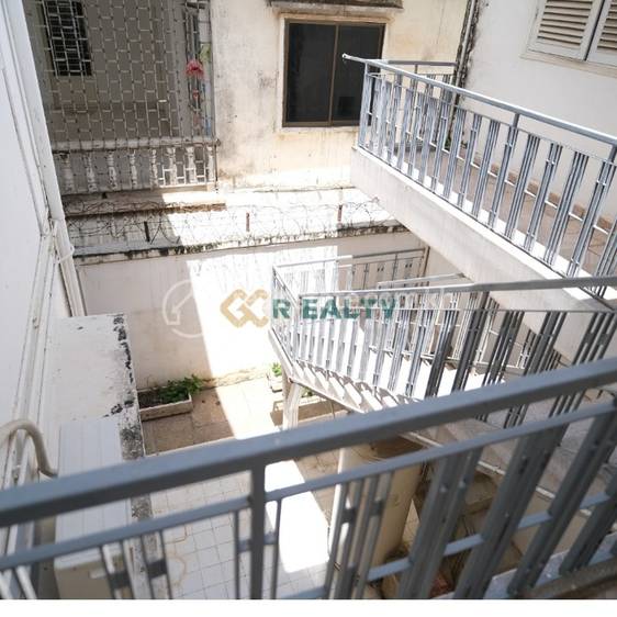 13 Bedrooms Vila K pronájmu for $8,000