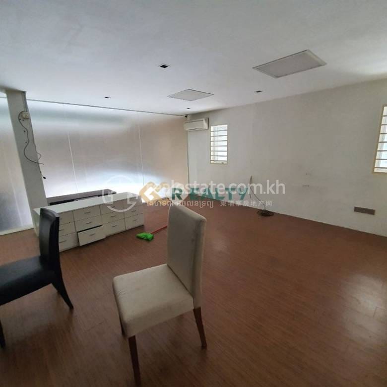 Toul Tum Poung 2の店舗付住宅賃貸物件（Toul Tum Poung 2）