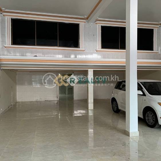 Shophouse K pronájmu in Sen Sok $7,000