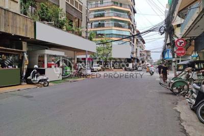  , Phsar Kandal I, Daun Penh, Phnom Penh