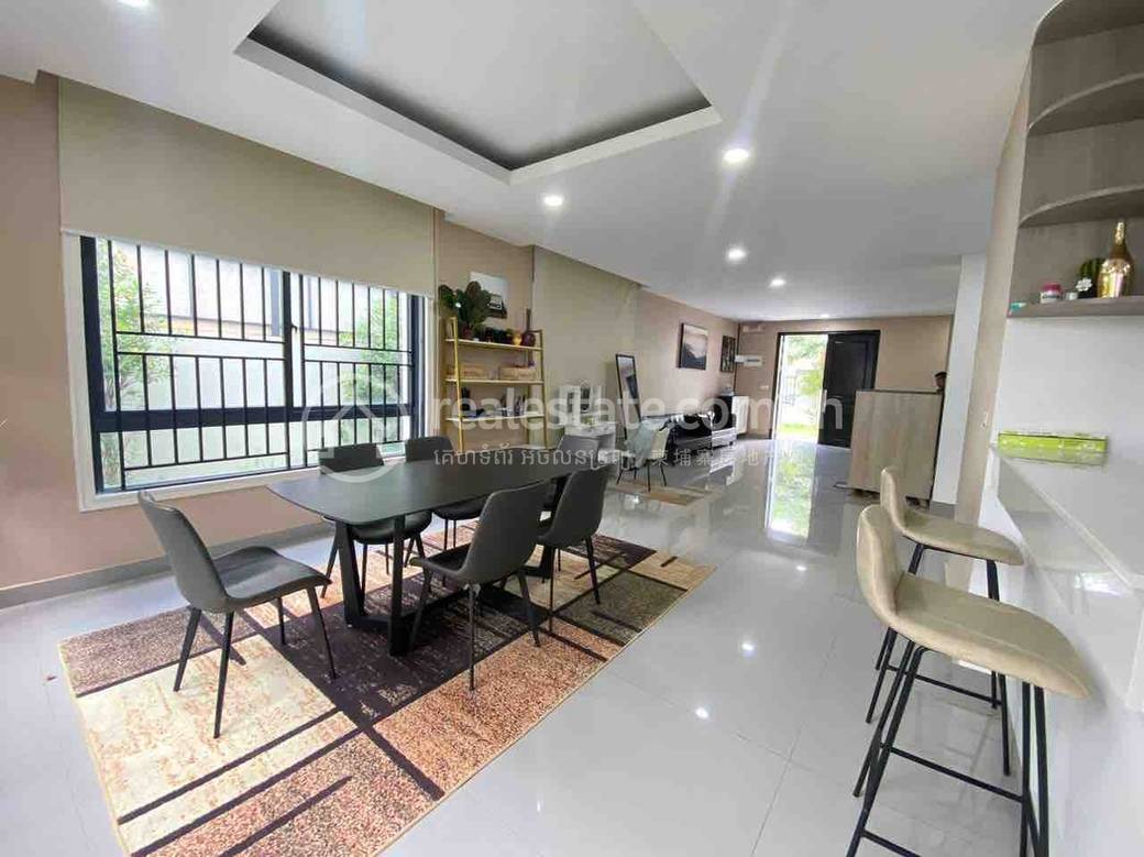 Villa For Rent in Phnom Penh Thmey, Sen Sok, Phnom Penh