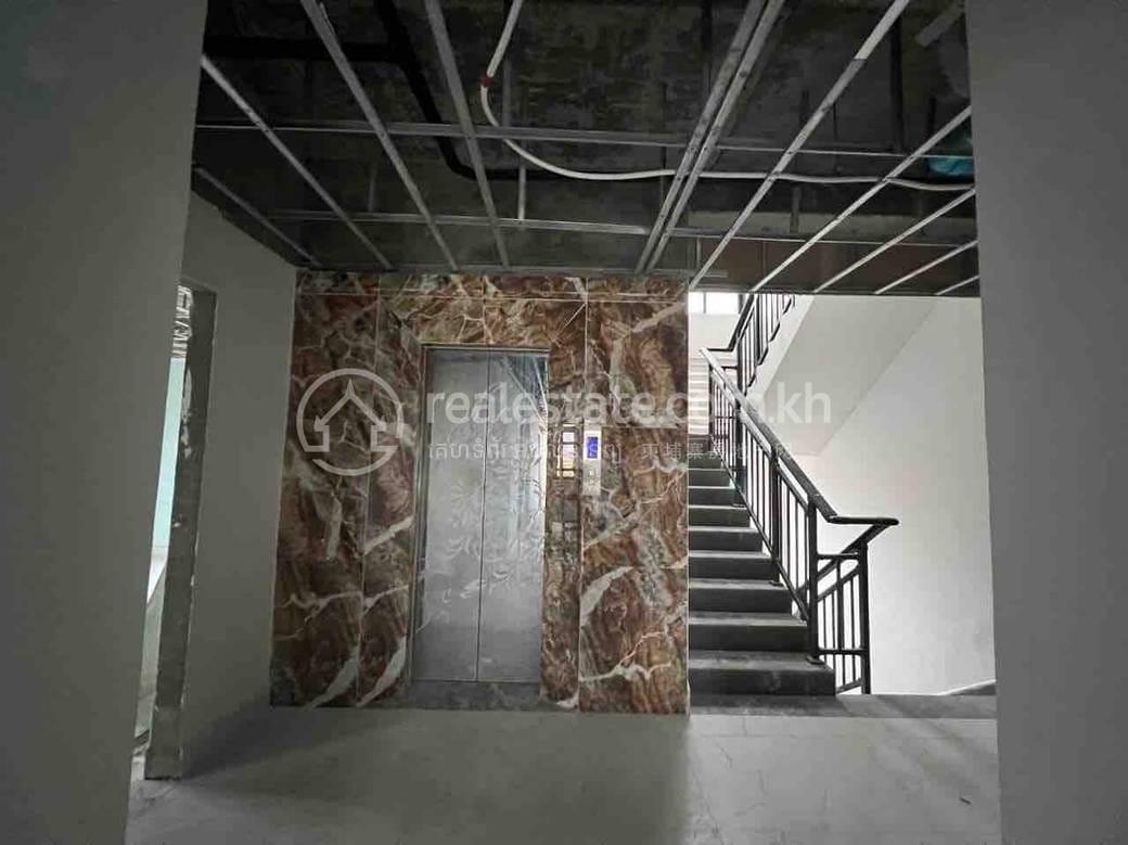 Chamkarmon建筑出租，价格$28,000