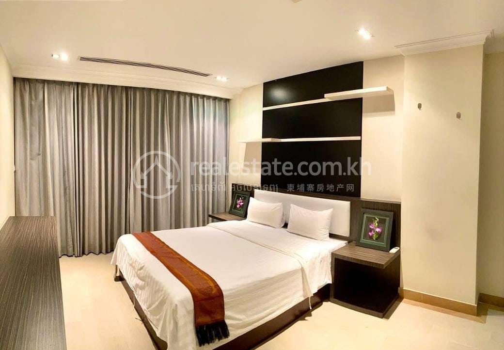 แฟลต ราคา $1,500