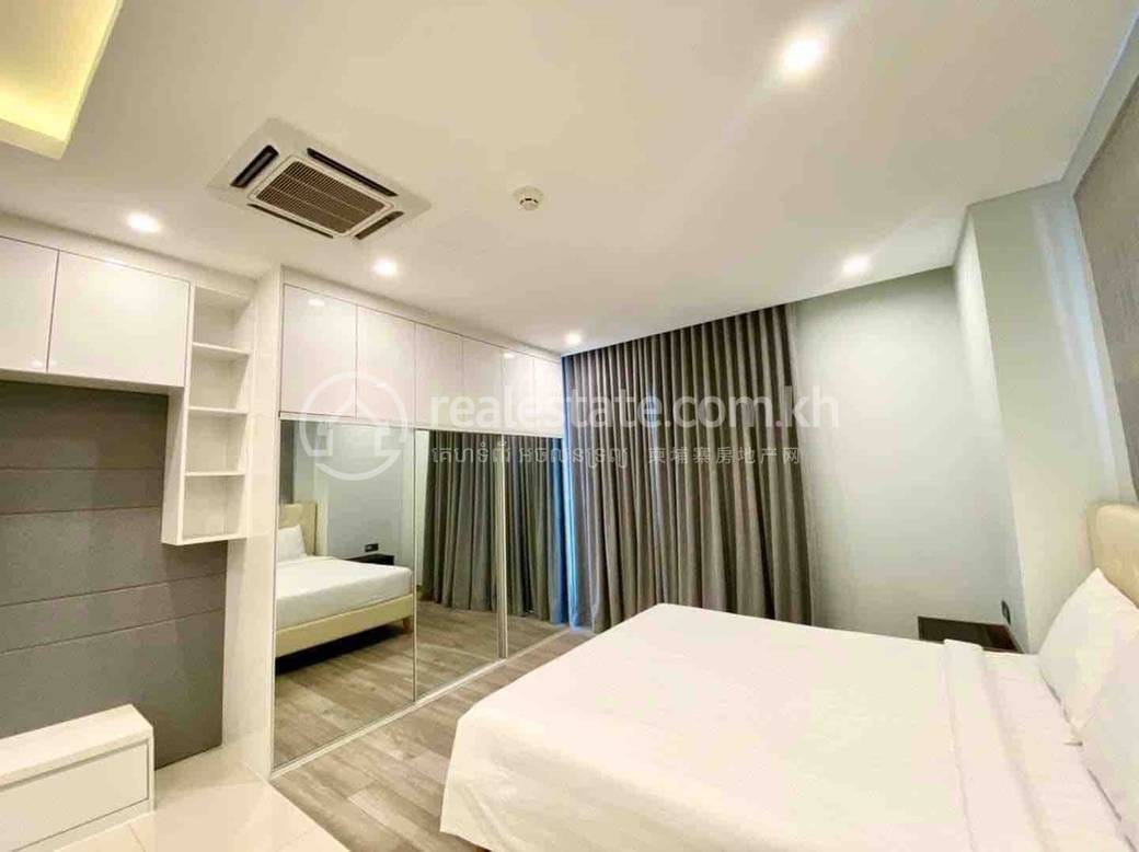Apartment For Rent with 1 Parking Space
