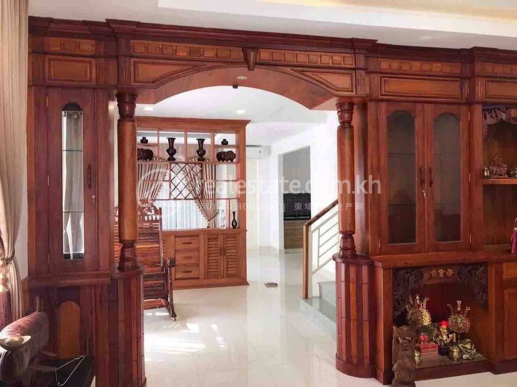 Vila K pronájmu in Sen Sok $1,500