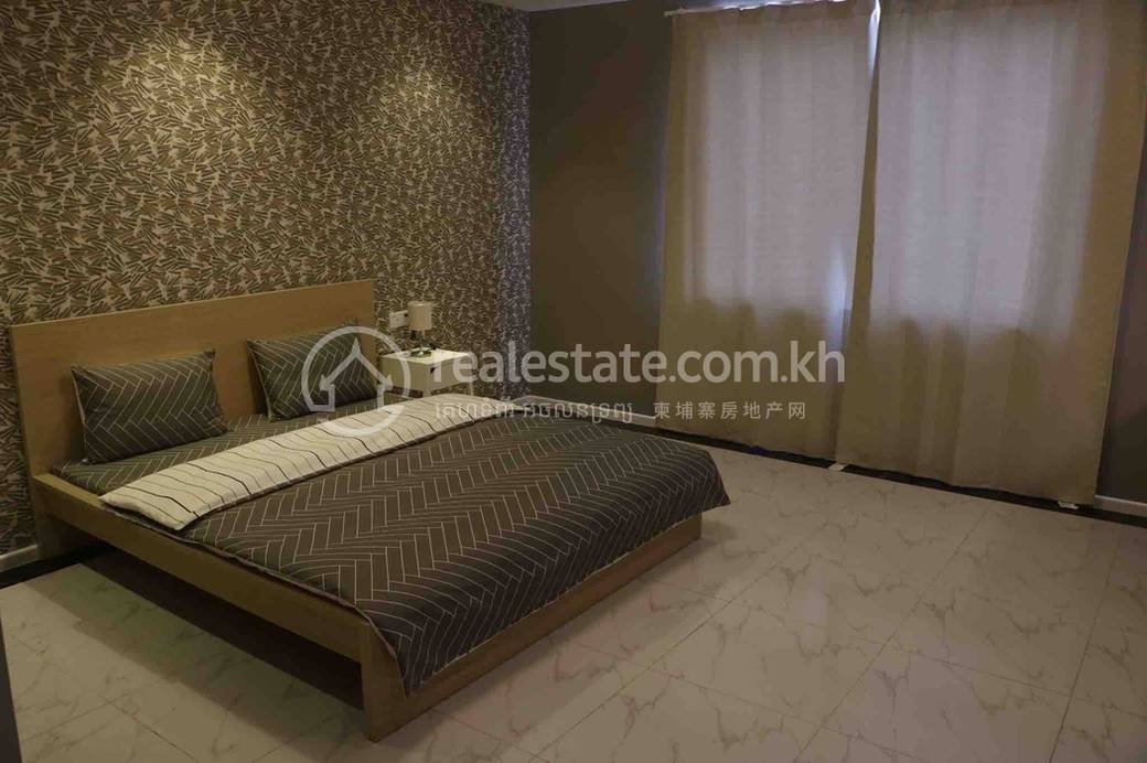 70 sqm Living Size Apartment For Rent in Boeng Keng Kang