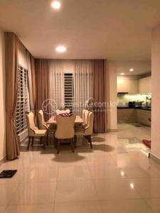 Vila K pronájmu in Chbar Ampov $3,500