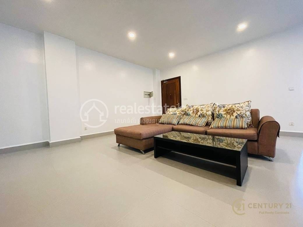 2 Bedrooms Apartment For Rent for $850