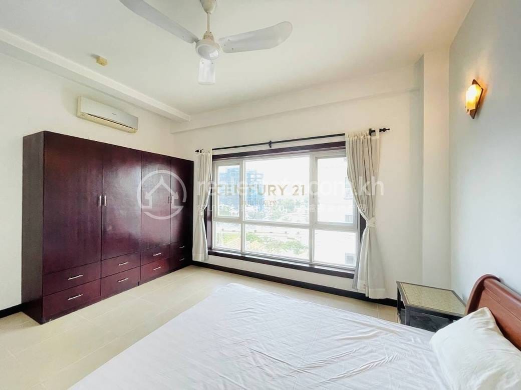 Apartment For Rent in Tonle Bassac, Chamkarmon, Phnom Penh